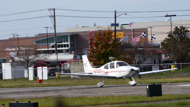 Cirrus SR-22 (N755GS)