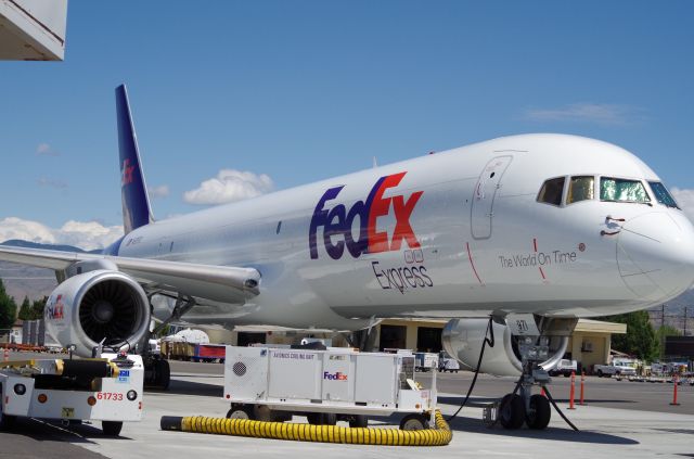 Boeing 757-200 (N971FD) - Special thanks to some of the people at FedEx for letting me go on the ramp and get close to her!!