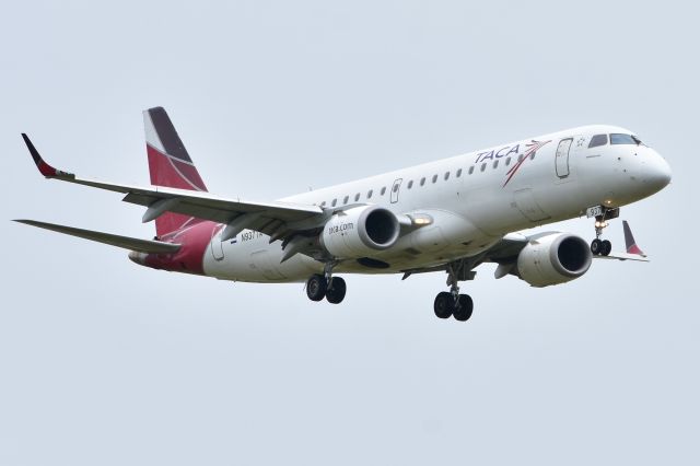 Airbus A319 (N937TA)