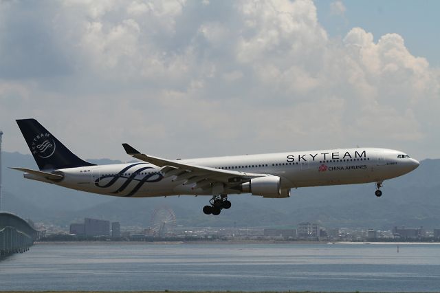 Airbus A330-300 (B-18311)