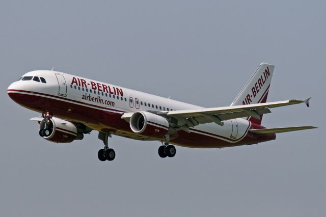 Airbus A320 (D-ABDG)