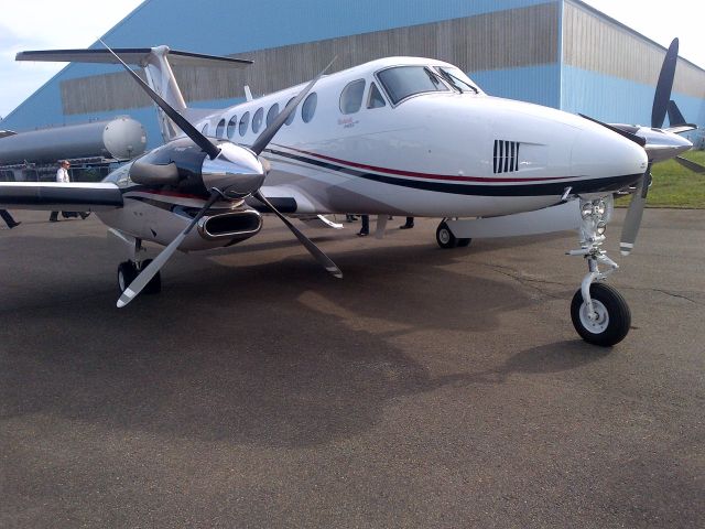 Beechcraft Super King Air 350 (C-GCAQ)