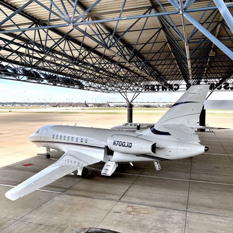 Dassault Falcon 2000 (N700JD)