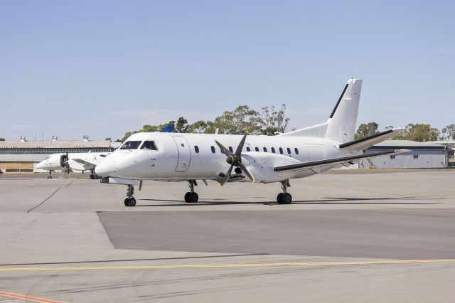 Saab 340 (VH-VNA) - Regional Express Airlines, ex Vincent Aviation, (VH-VNA) Saab 340B taxiing at Wagga Wagga Airport