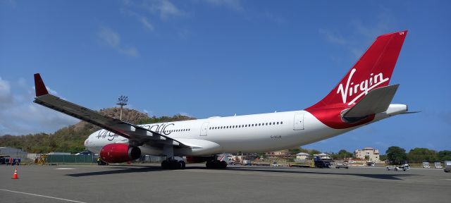 Airbus A330-300 (G-VLUV)