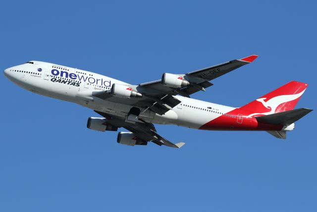 Boeing 747-400 (VH-OEF)