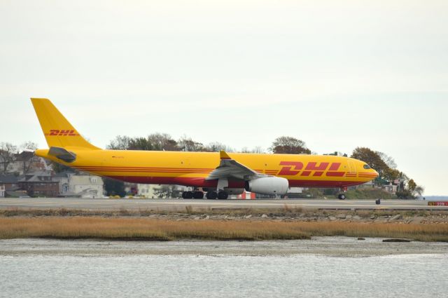 Airbus A330-300 (D-ACVG) - EuroTrans 366 Heavy line up and Wait 