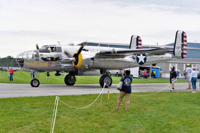 North American TB-25 Mitchell (NL1042B) - 09-04-21