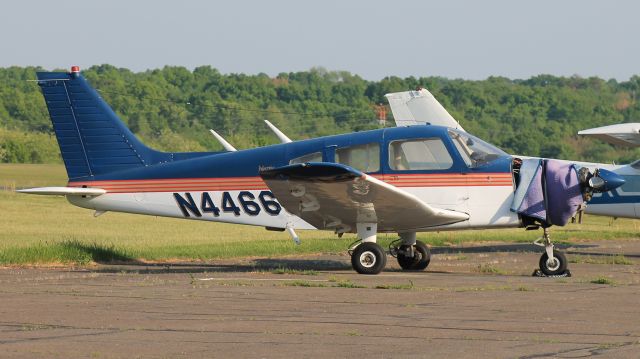 Piper Cherokee (N44668)