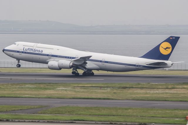 BOEING 747-8 (D-ABYT)