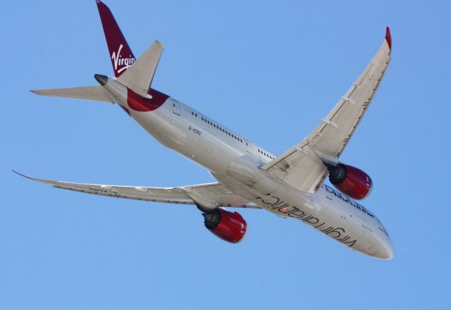 Boeing 787-9 Dreamliner (G-VCRU) - Virgin Atlantic 787 departs from SeaTac to London