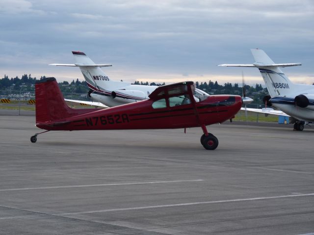 Cessna Skywagon 180 (N7652A)