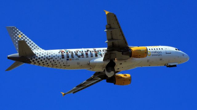 Airbus A320 (EC-JZQ) - 50 million passengers