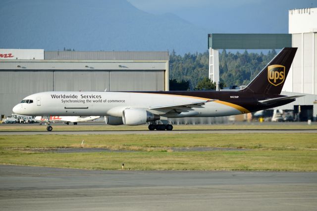 Boeing 757-200 (N423UP)