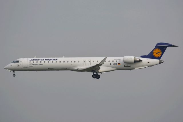 Canadair Regional Jet CRJ-900 (D-ACKG)