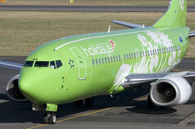 BOEING 737-300 (ZK-FRE) - 5 JAN 2009.br /Was  N360PR, then ZK-FRE,PR-WJQ, N297CS, and currently XA-VAD with Viva Aerobus 