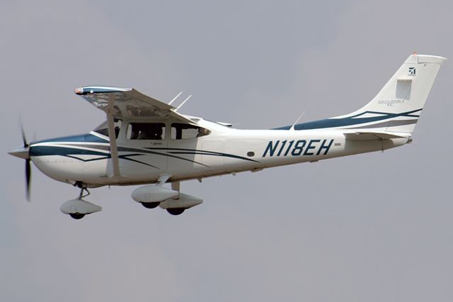 Cessna Skylane (N118EH)