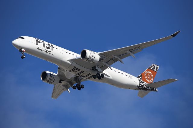 Airbus A350-900 (DQ-FAI)
