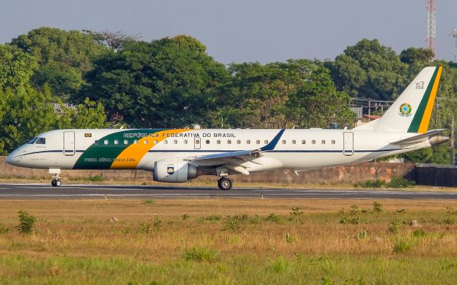 Embraer ERJ-190 (FAB2591)