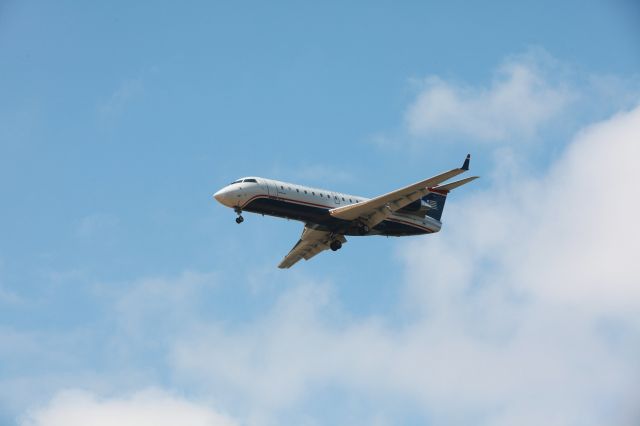 Canadair Regional Jet CRJ-200 (N441ZW)