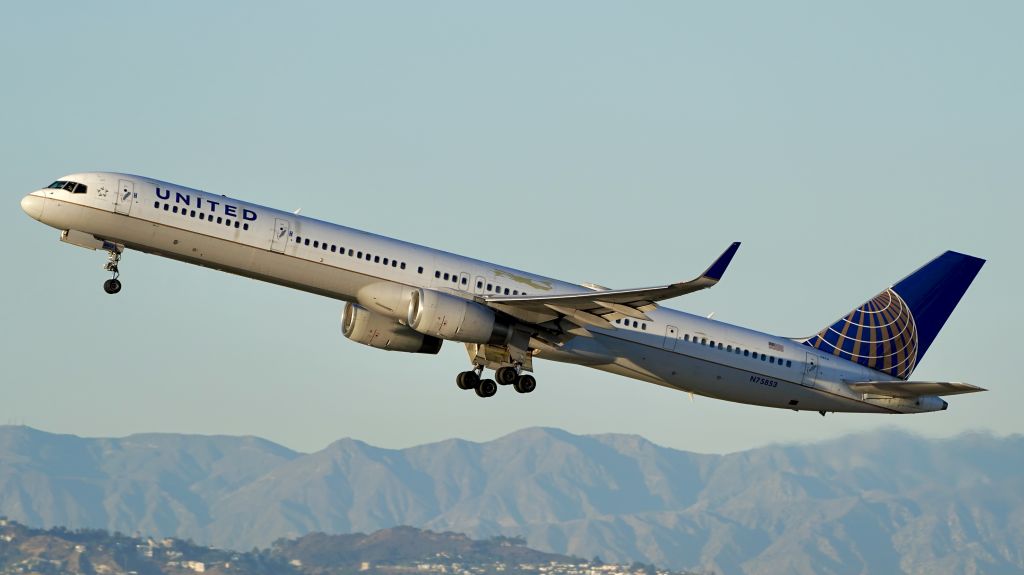 Boeing 757-200 (N75853)