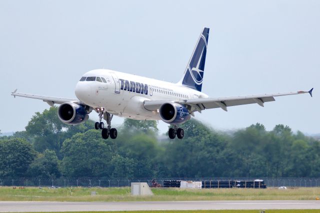 Airbus A320 —