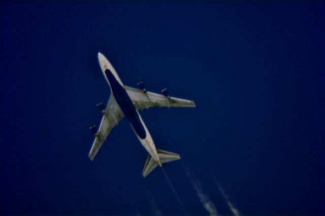 Boeing 747-400 (N663US) - Delta 73 Amsterdam Schipholnto Hartsfield-Jackson Intl over Cleveland 36,000 ft. 08.05.15.