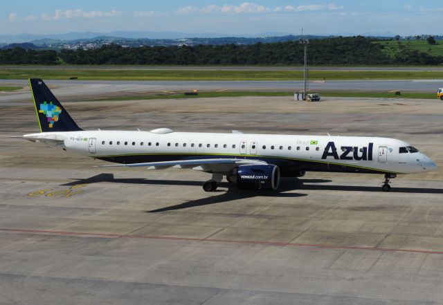 EMBRAER 195 (PS-AEH)