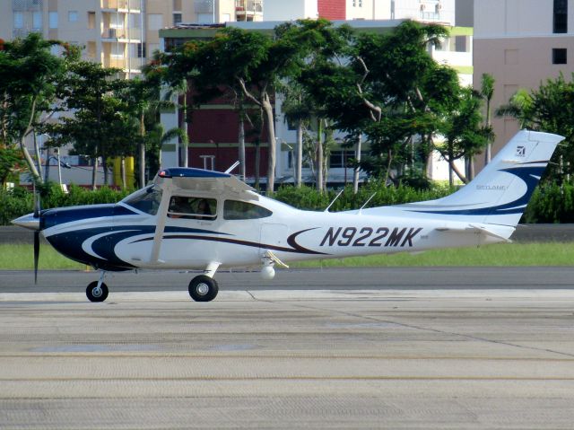 Cessna Skylane (N922MK)