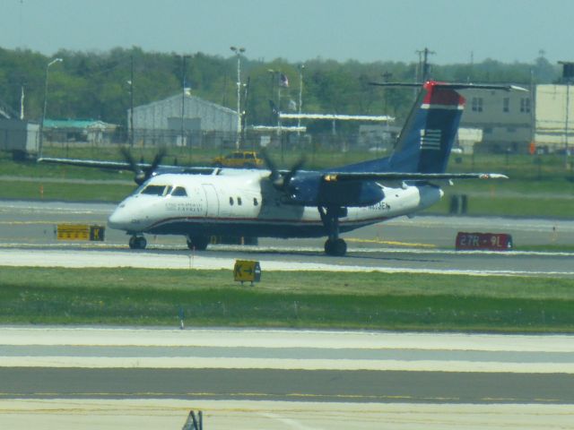 de Havilland Dash 8-100 (N808EX)