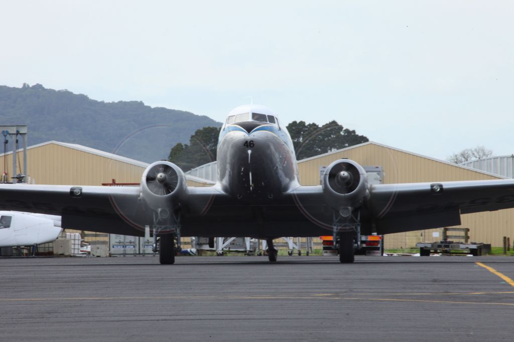 Douglas DC-3 (ZK-DAK)