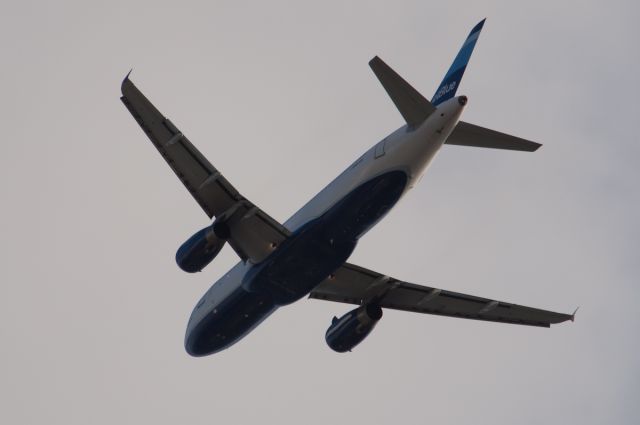 Airbus A320 —