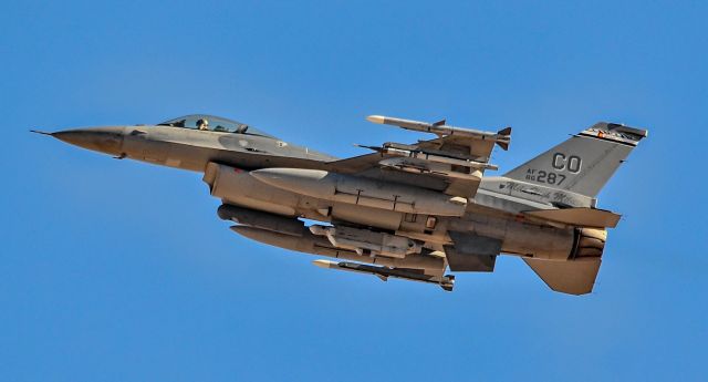 Lockheed F-16 Fighting Falcon (86-0287) - 86-0287 F-16C Fighting Falcon, 120th Fighter Squadron (FS), 140th Fighter Wing (FW), Colorado Air National Guard  "Mile High Militia" - Red Flag 17-2br /Las Vegas - Nellis AFB (LSV / KLSV)br /USA - Nevada, March 1, 2017br /Photo: TDelCoro