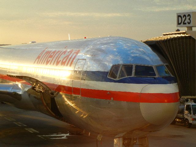 BOEING 767-300 —