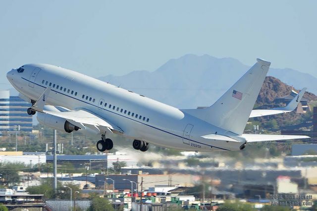 Boeing 737-700 (02-0201) - First Lady Michelle Obama departed from Phoenix Sky Harbor aboard C-40C 02-0201 (call sign Executive One Foxtrot) at 3:30 PM on October 20, 2016. 