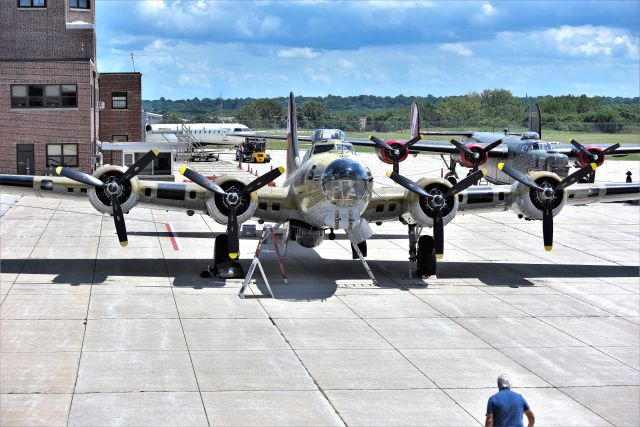 Boeing B-17 Flying Fortress — - 07-30-2019