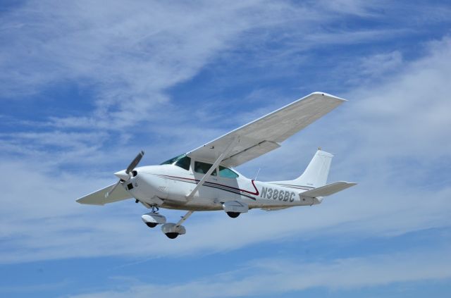 Cessna Skylane (N386BC)