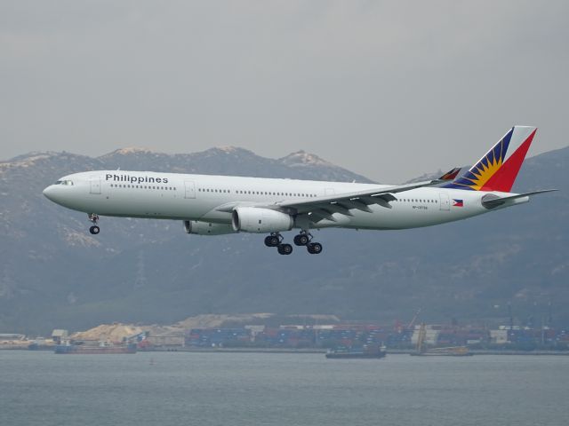 Airbus A330-300 (RP-C8766)