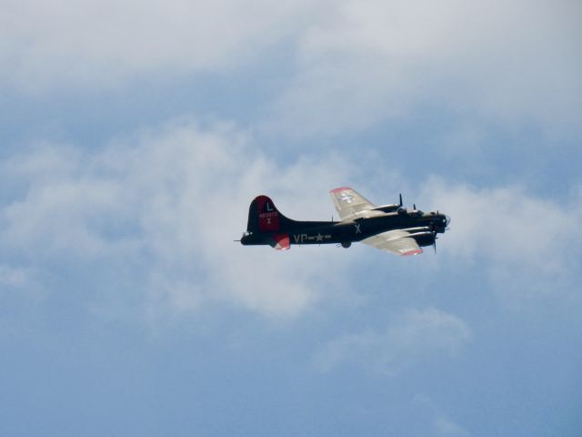 Boeing B-17 Flying Fortress (N7227C) - Wings Over Whiteman, 2017