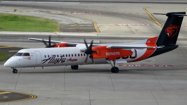 de Havilland Dash 8-400 (N440QX) - N440QX Horizon Air De Havilland Canada DHC-8-400br /4.1 yearsbr /2015-03-23 AS2377 Portland (PDX) San Jose (SJC) 08:57-->Landed 10:38