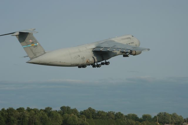— — - C-5 B from Dover AFB Departs EAA 2009