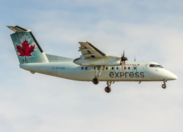 de Havilland Dash 8-100 (C-FPON)