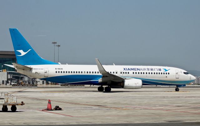 Boeing 737-800 (B-5630)