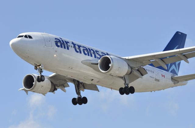 Airbus A310 (C-GTSX)