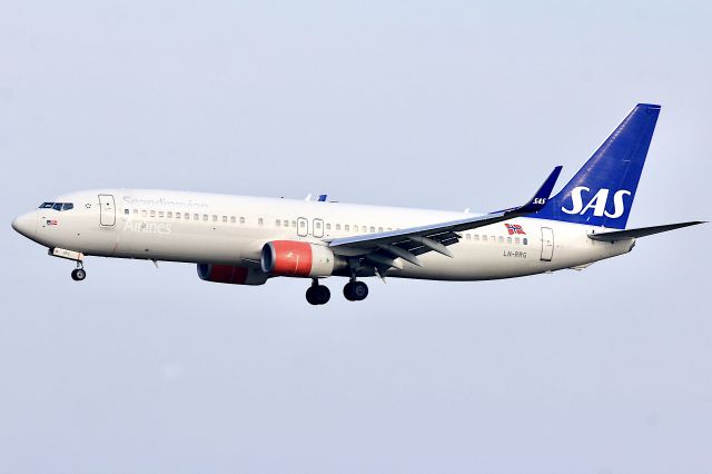 Boeing 737-800 (LN-RRG)