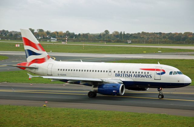 Airbus A319 (G-EUOG)