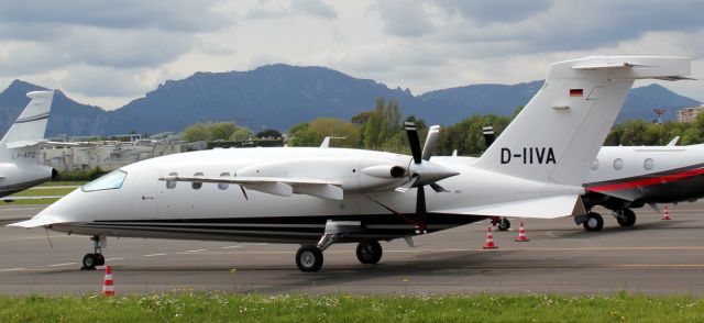 Piaggio P.180 Avanti (D-IIVA)