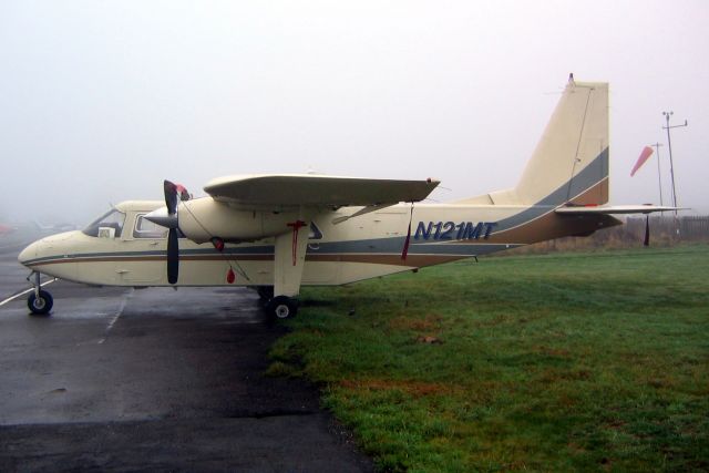 ROMAERO Turbine Islander (N121MT) - Seen here on 3-Dec-03.  Exported to Papua New Guinea 10-May-11 where it became P2-SBB.