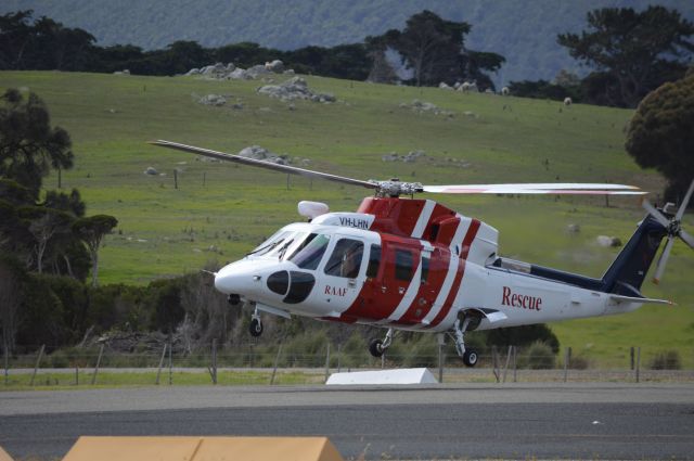 Sikorsky S-76 (VH-LHN) - "Choppa 2" landing RWY23, Feb 2016