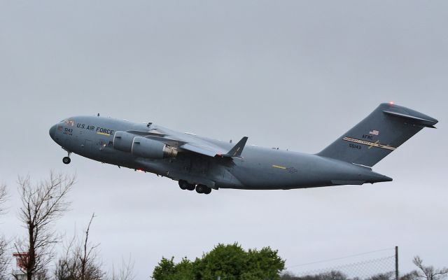 05-5143 — - rch480 usaf wright-patterson c-17a 05-5143 dep shannon 22/2/17.